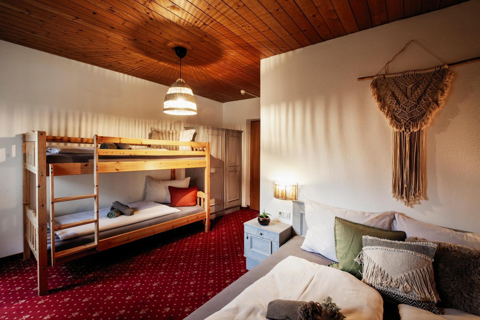 Pinetree Lodge Mayrhofen Bagian luar foto