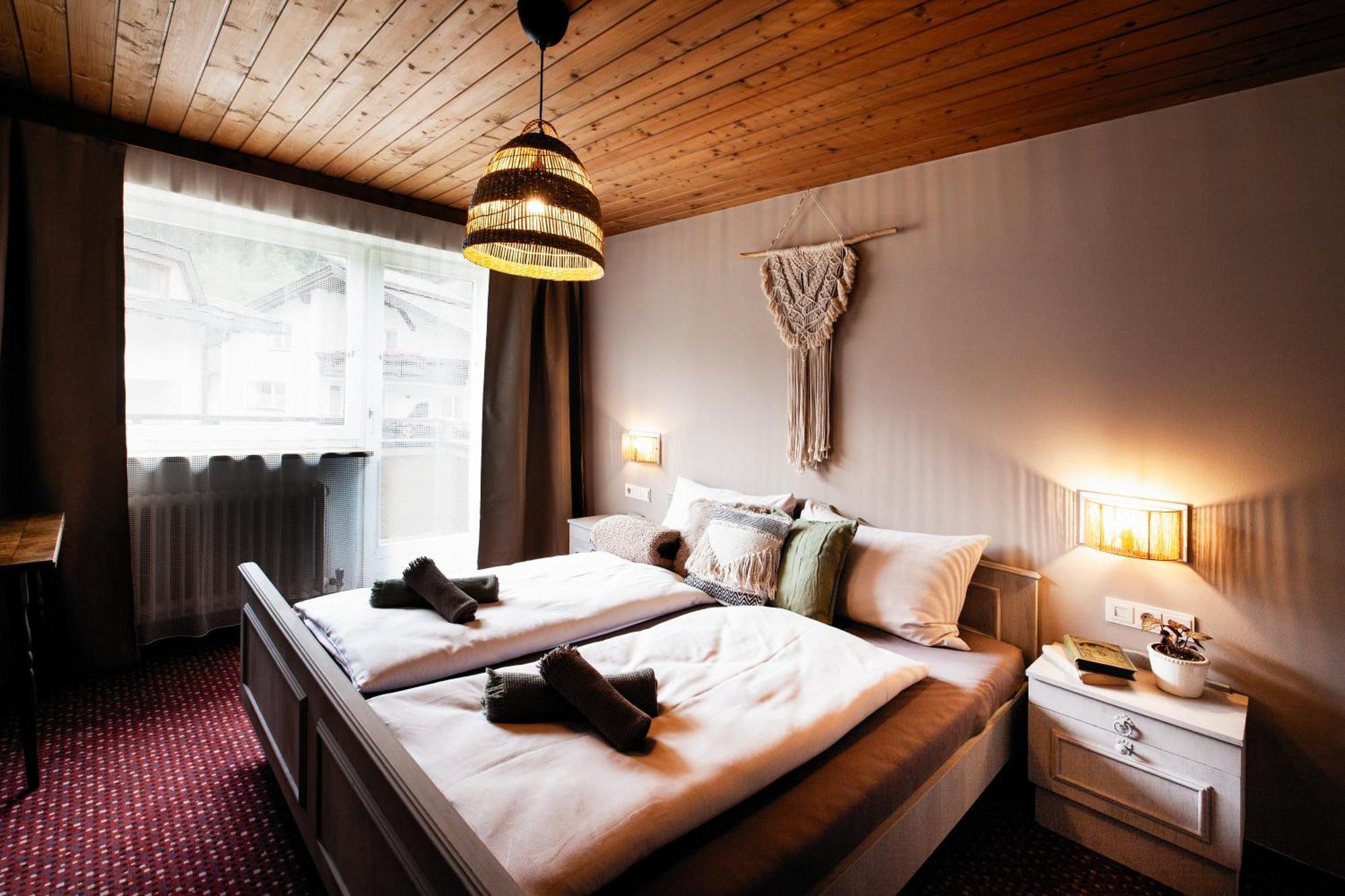 Pinetree Lodge Mayrhofen Bagian luar foto