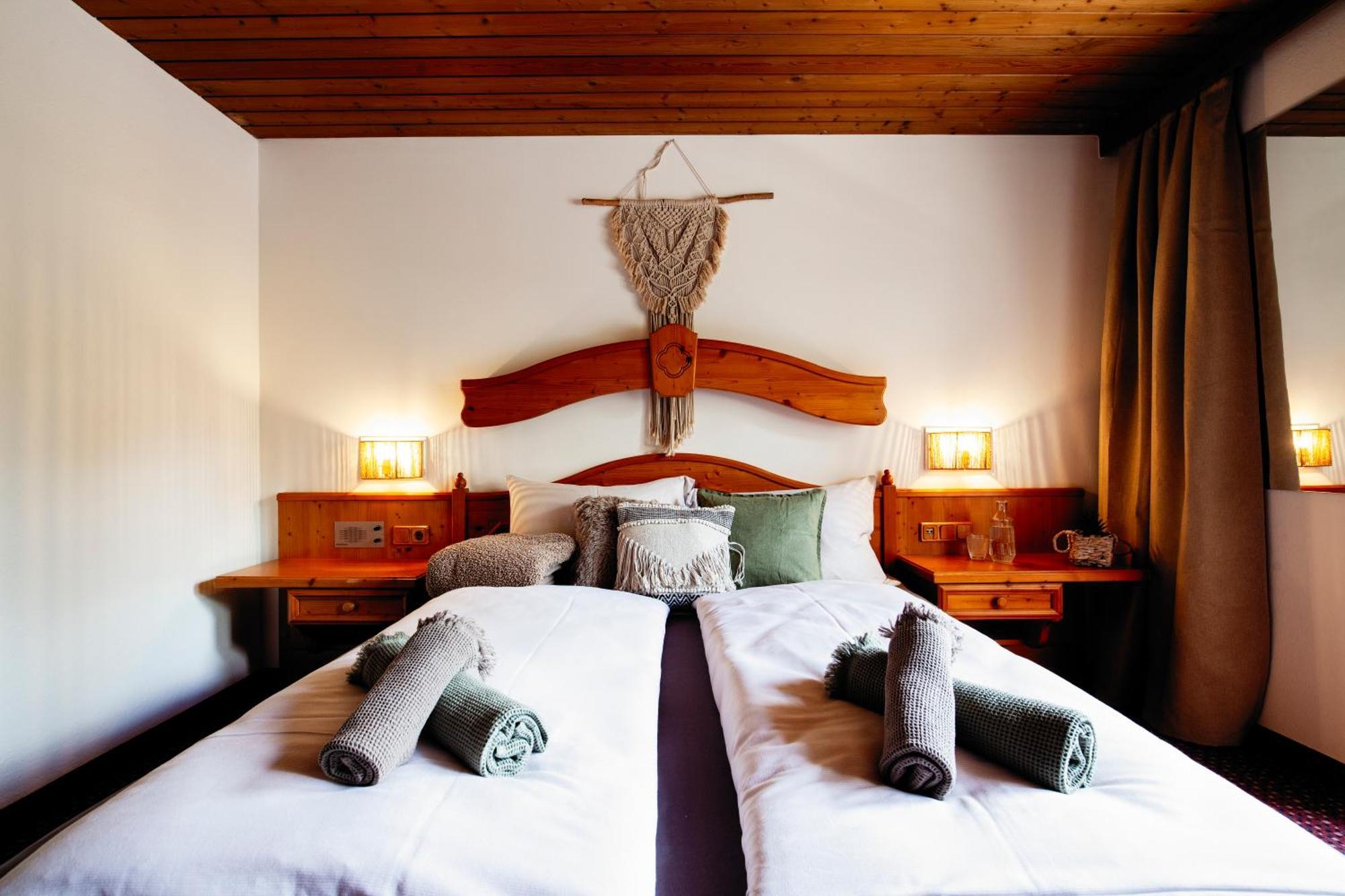 Pinetree Lodge Mayrhofen Bagian luar foto