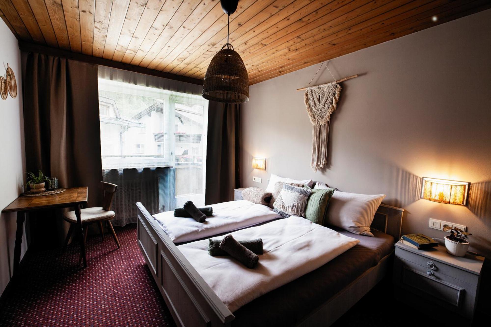 Pinetree Lodge Mayrhofen Bagian luar foto