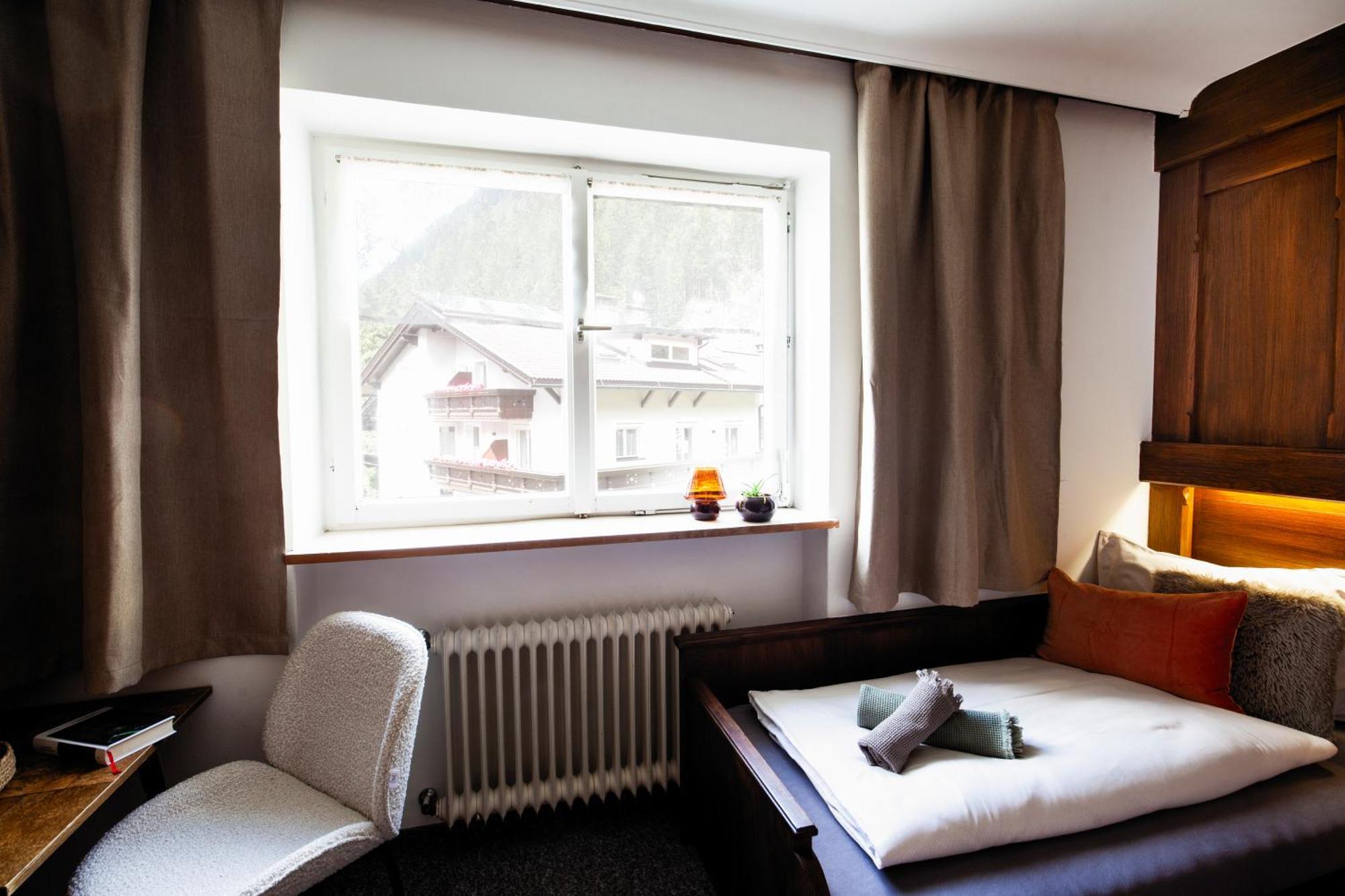 Pinetree Lodge Mayrhofen Ruang foto