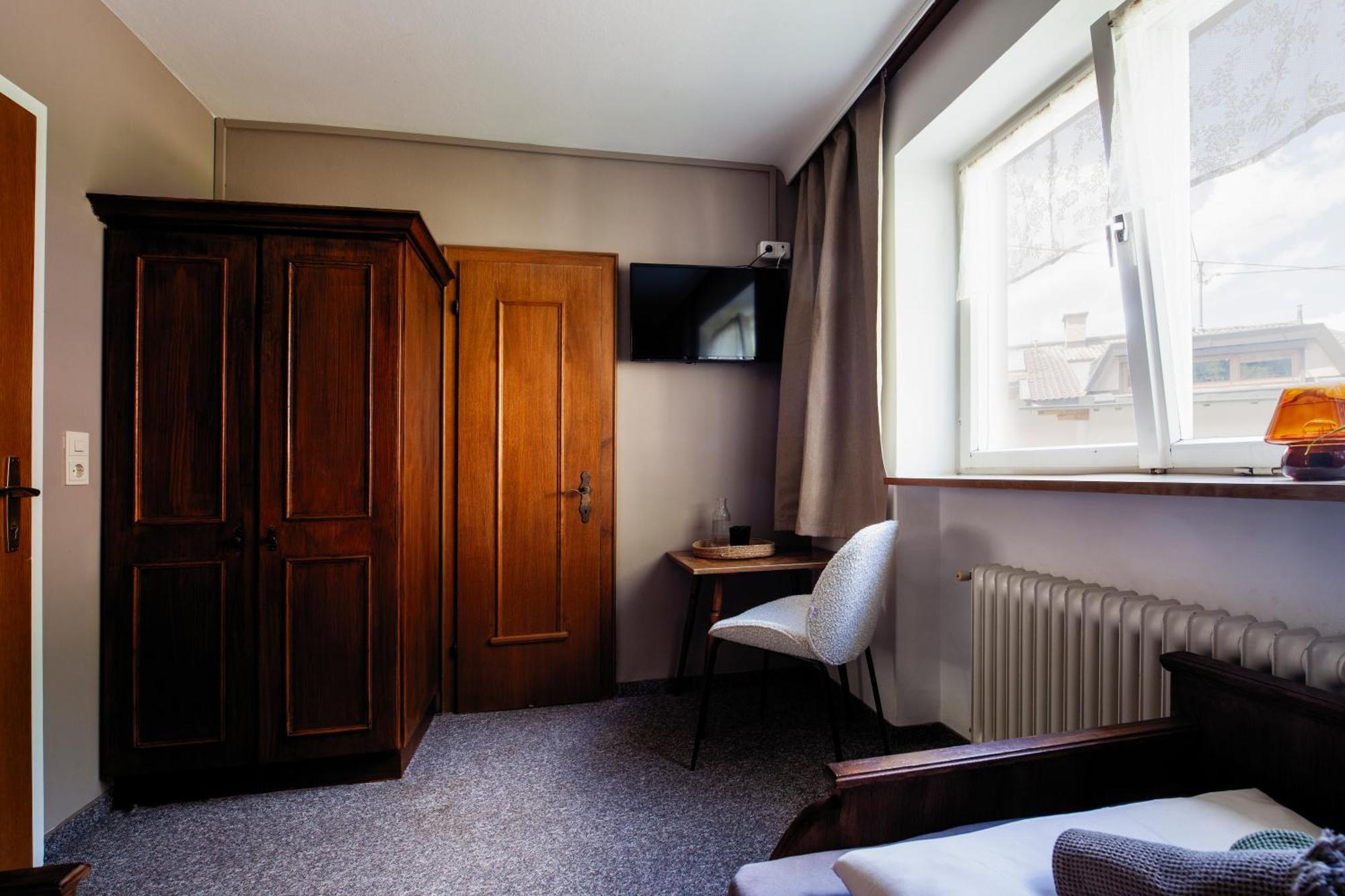 Pinetree Lodge Mayrhofen Bagian luar foto